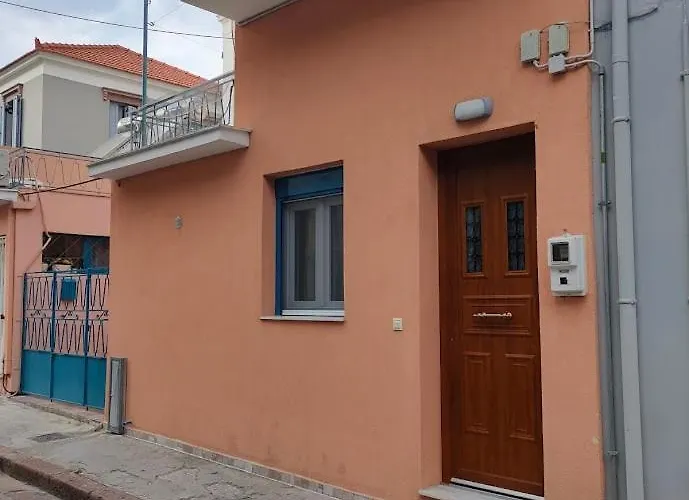 Modern House In Mytilene Center